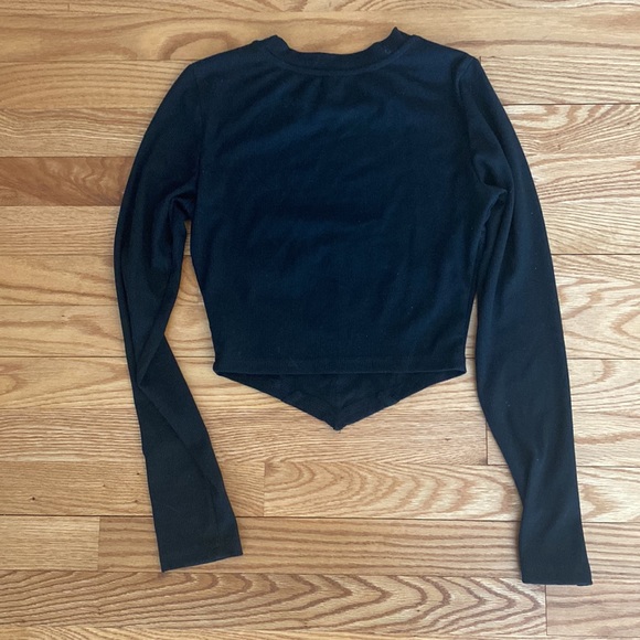 LONG SLEEVE TOP s (crop) - Picture 4 of 4